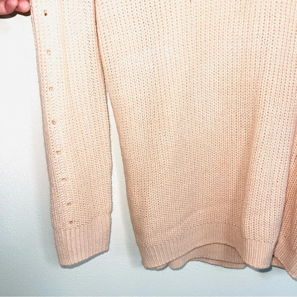 Love by Design Light Pink V-neck Wrap Open Back Knit Sweater Medium Women’s - Picture 4 of 10